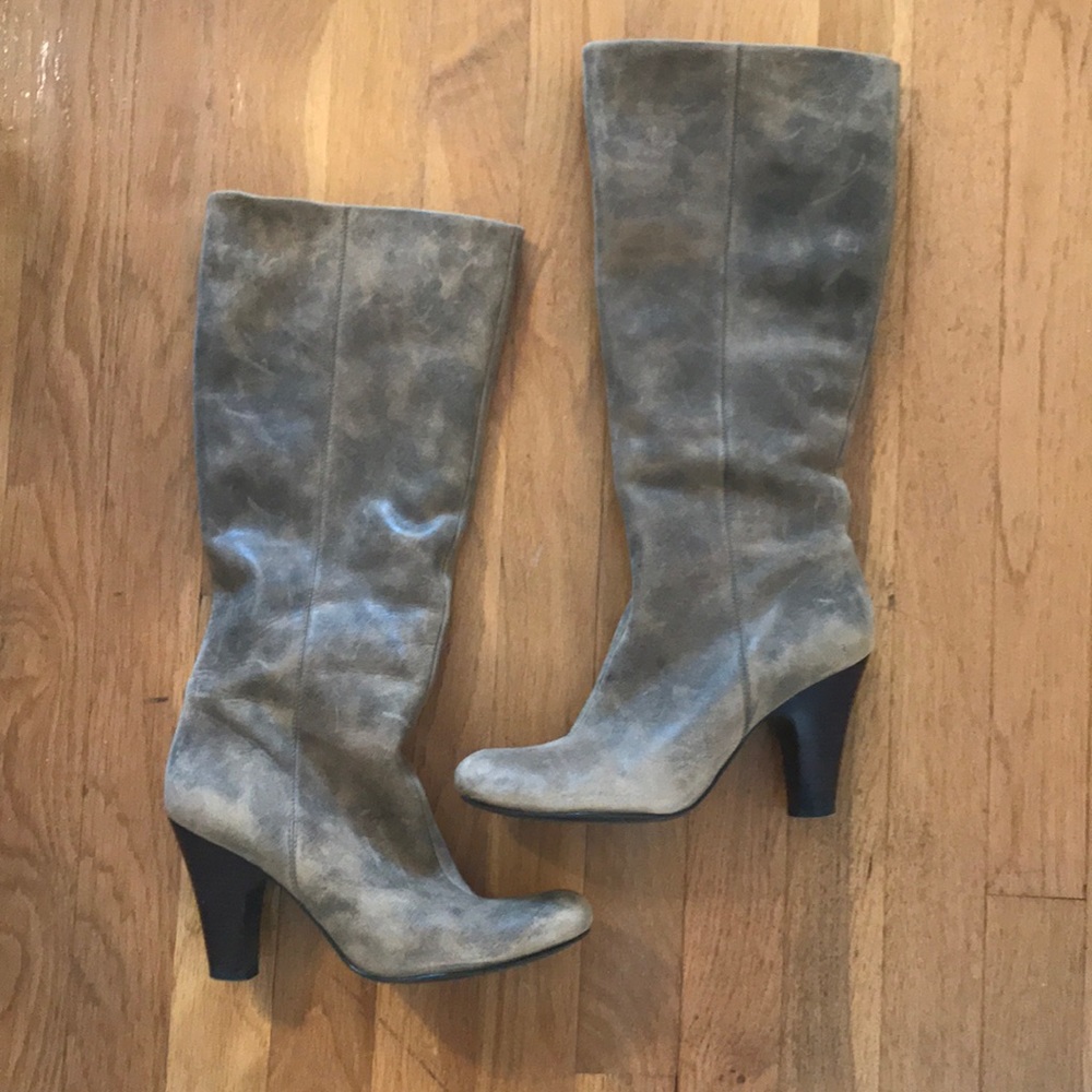 Fossil Tall Heeled Boots Distressed Grey